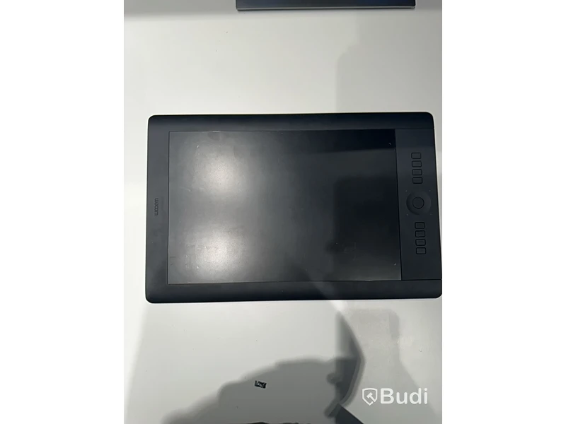 Wacom Intuos Pro Large. OBS! Utan penna/tillbehör.