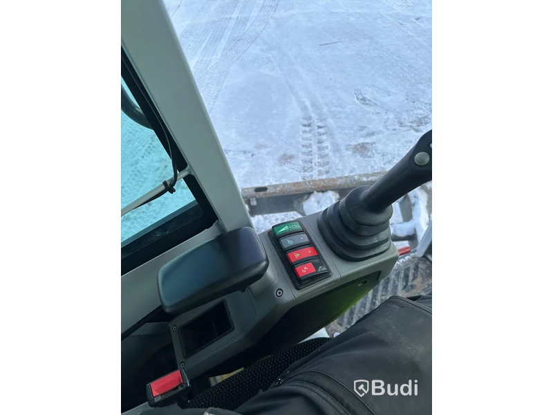 Grävmaskin Wacker Neuson ET-35 med tiltrotator och skopor.