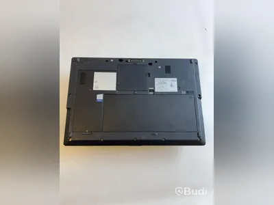 Dator Fujitsu Lifebook U757 inkl. Laddare OBS! Inget OS.