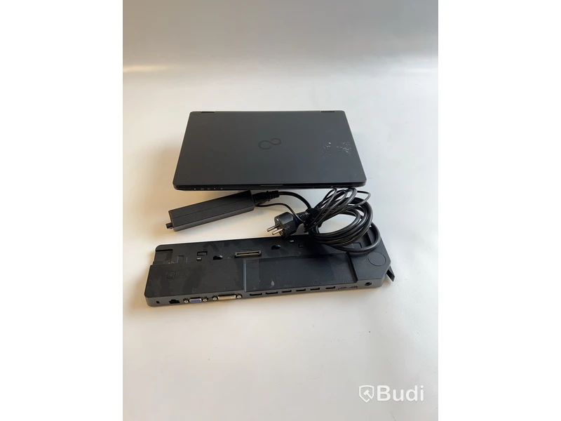 Dator Fujitsu Lifebook U727 inkl. laddare och dock. OBS! Inget OS.