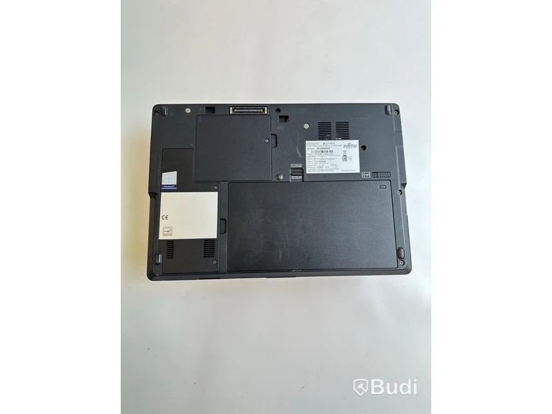 Dator Fujitsu Lifebook U727 inkl. Laddare. OBS! Inget OS.