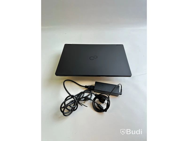 Dator Fujitsu Lifebook U757 inkl. Laddare OBS! Inget OS.