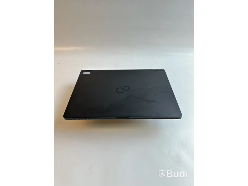 Dator Fujitsu Lifebook U747 inkl. Laddare och dock. OBS! Inget OS.