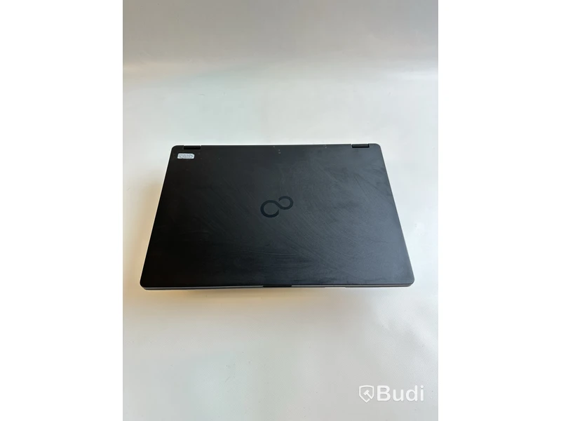Dator Fujitsu Lifebook U747 inkl. Laddare och dock. OBS! Inget OS.