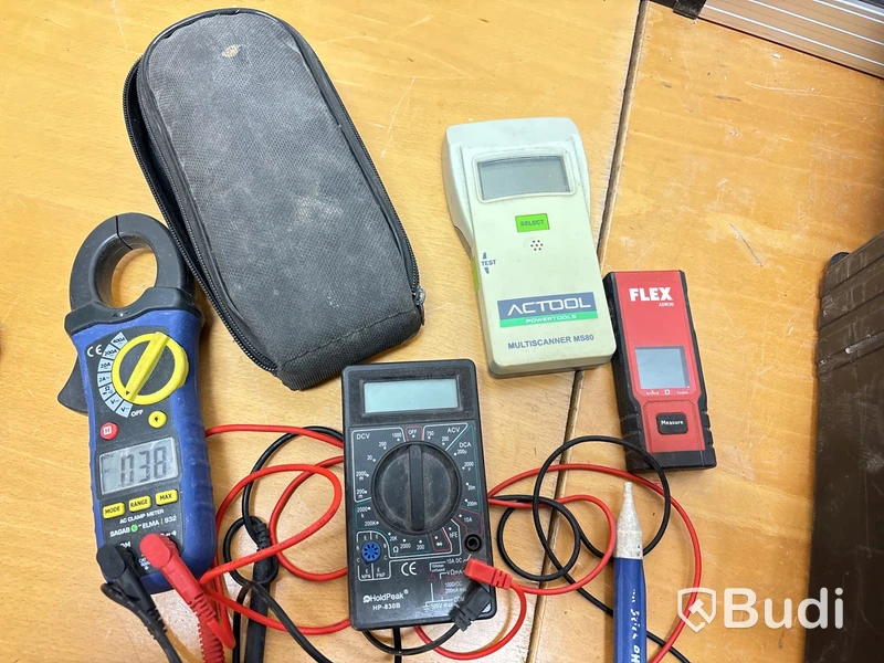 Avståndsmätare, fuktmätare, multimeter m.m.