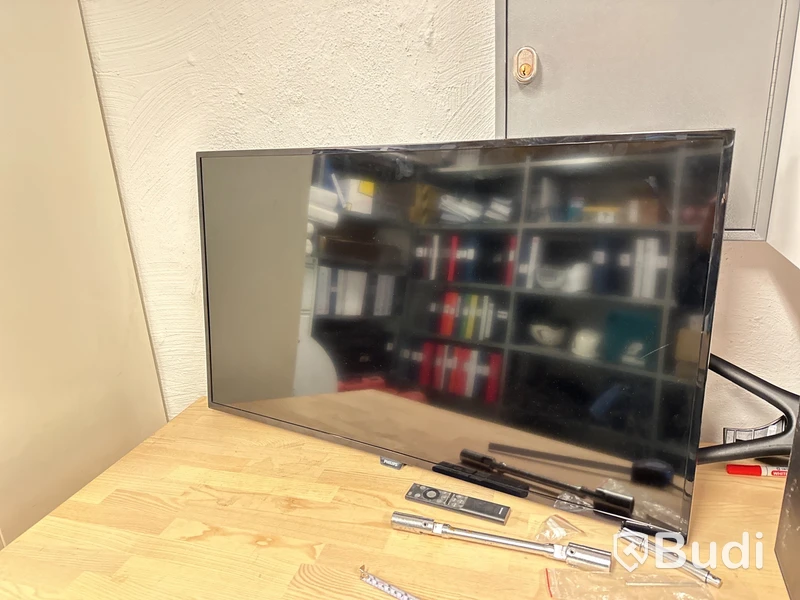 Philips TV 40 tum, inga tillbehör.