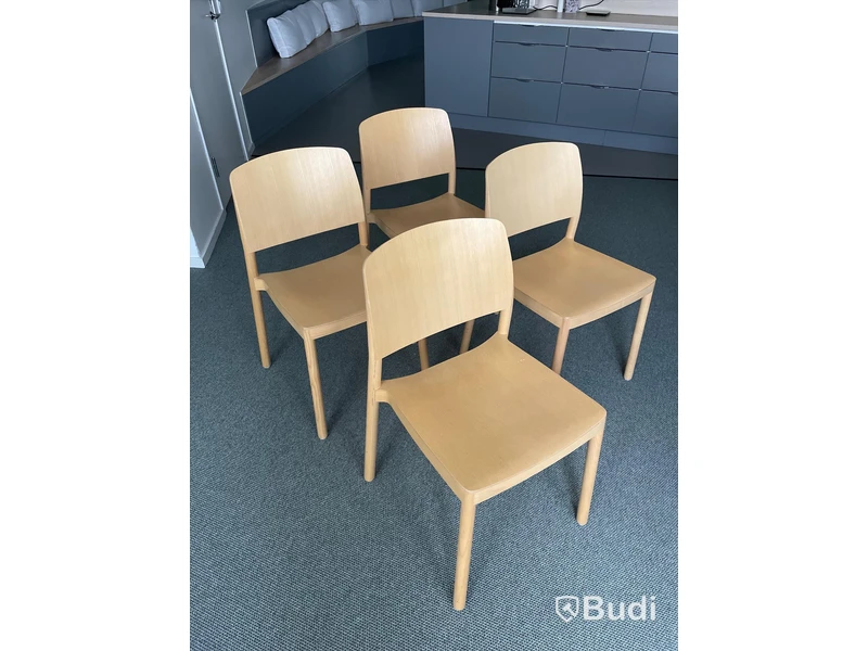 Matsalsbord med designstolar L300 D90 H73 cm, Swedese, Arper Catifa 46