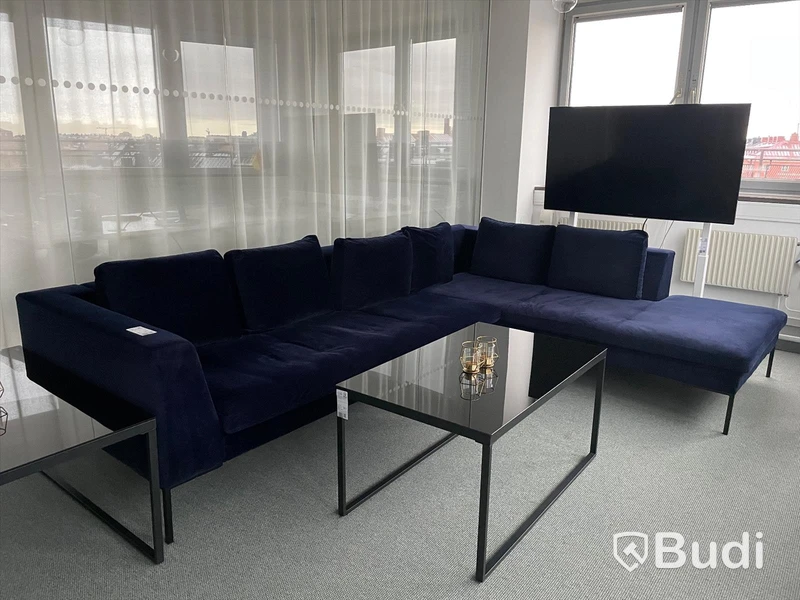 Soffa i sammet L310xL230 D100 H40 cm - fint skick.