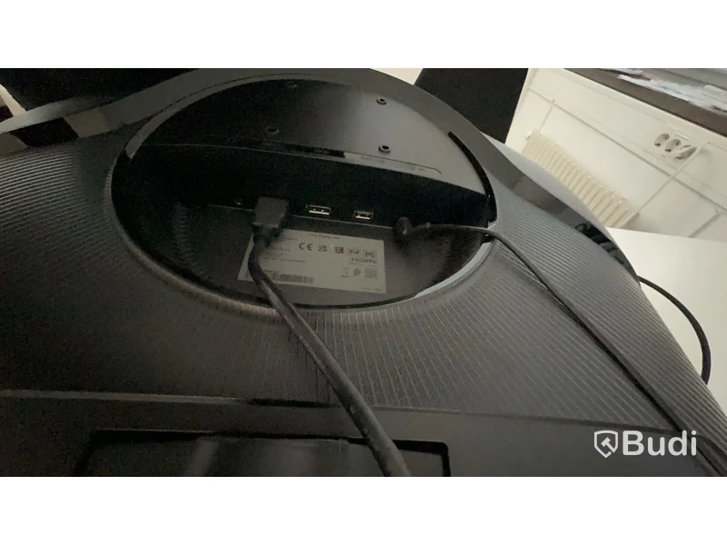 Samsung datorskärm välvd