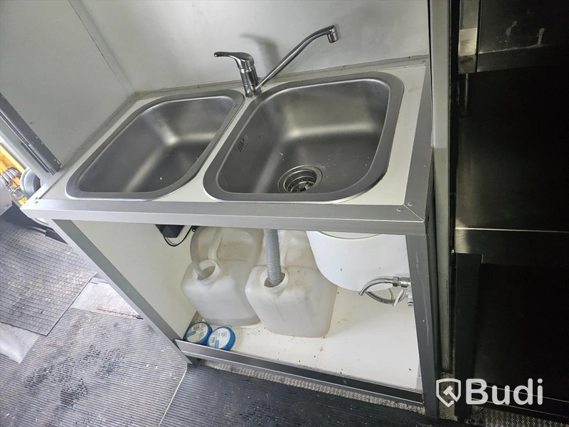 Foodtruck Mercedes 308 CDI -2004