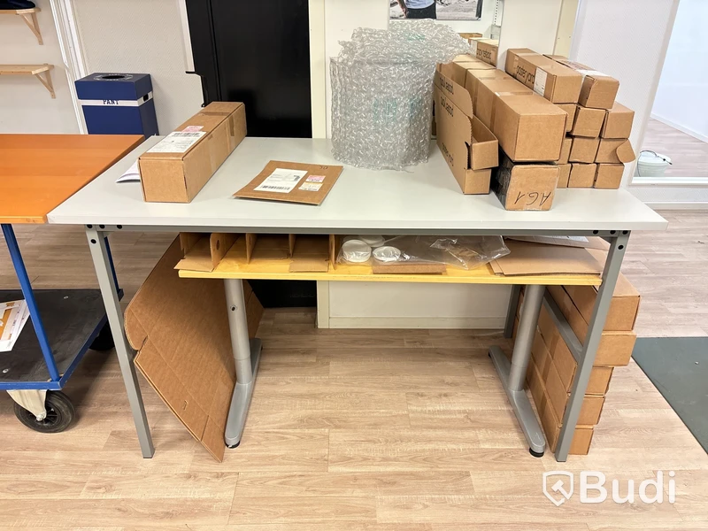 Packbord, rullvagn, våg & packmaterial