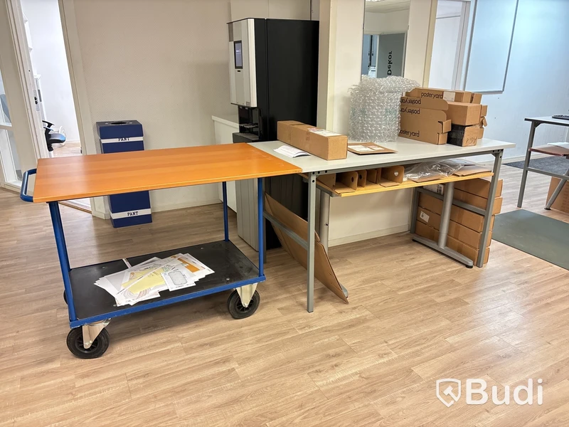 Packbord, rullvagn, våg & packmaterial