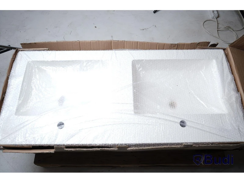 Handfat –  121 x 52 cm, två tvättställ.
