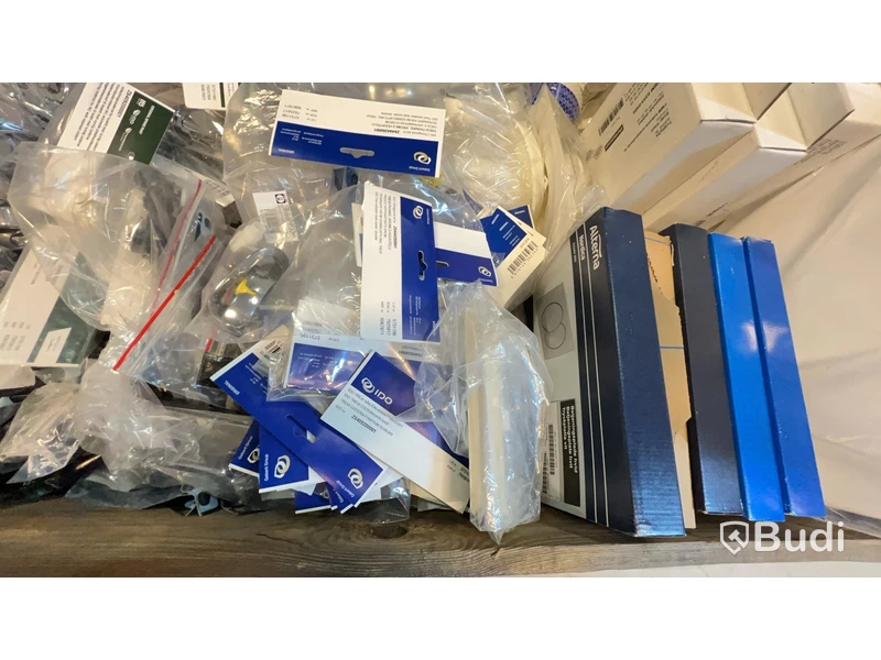 Parti med VVS/WC-artiklar. Totalt ord pris inkl. moms: ca 9000 kr