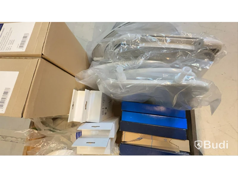Parti med VVS/WC-artiklar. Totalt ord pris inkl. moms: ca 9000 kr