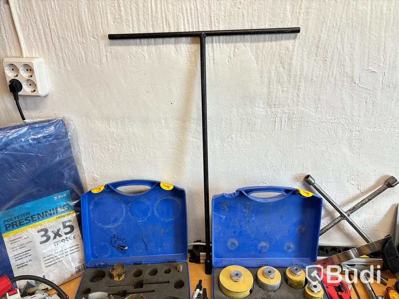 Rörbockar, kapar, verktyg, maskiner m.m.
