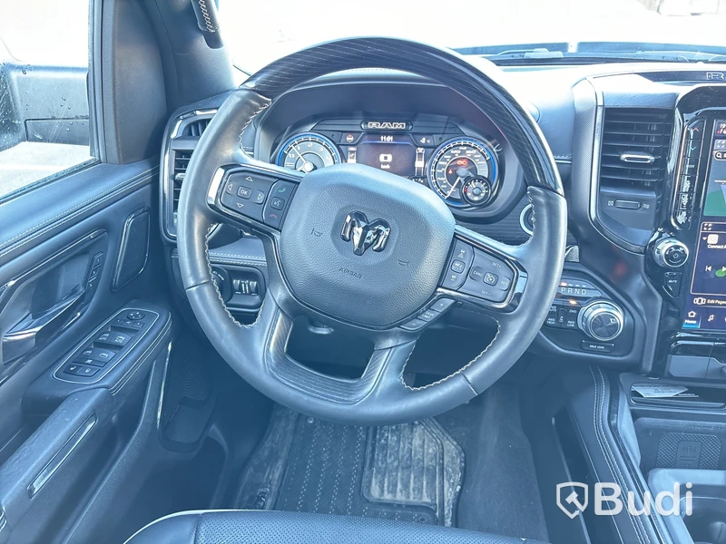Pickup Dodge Ram 1500 Limited Night Offroad Edition | 1941 mil | 5,7L V8 Hemi | 2022