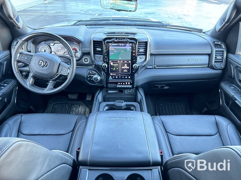 Pickup Dodge Ram 1500 Limited Night Offroad Edition | 1941 mil | 5,7L V8 Hemi | 2022