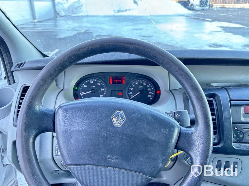 Skåpbil Renault Trafic 2.9t 2.0 dCi 2010