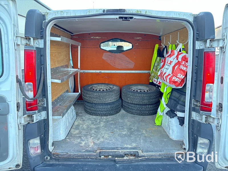 Skåpbil Renault Trafic 2.9t 2.0 dCi 2010