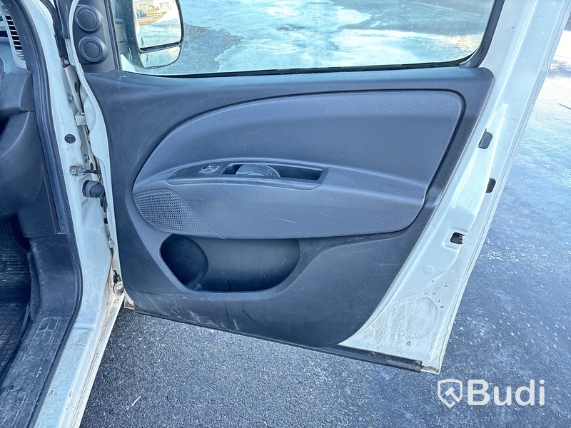Skåpbil Fiat Doblo Maxi 1.3 Multijet 2013