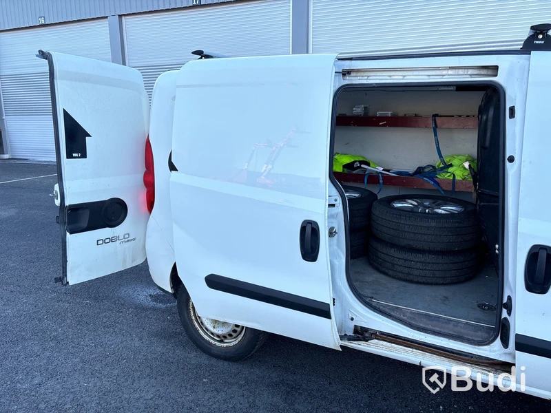 Skåpbil Fiat Doblo Maxi 1.3 Multijet 2013