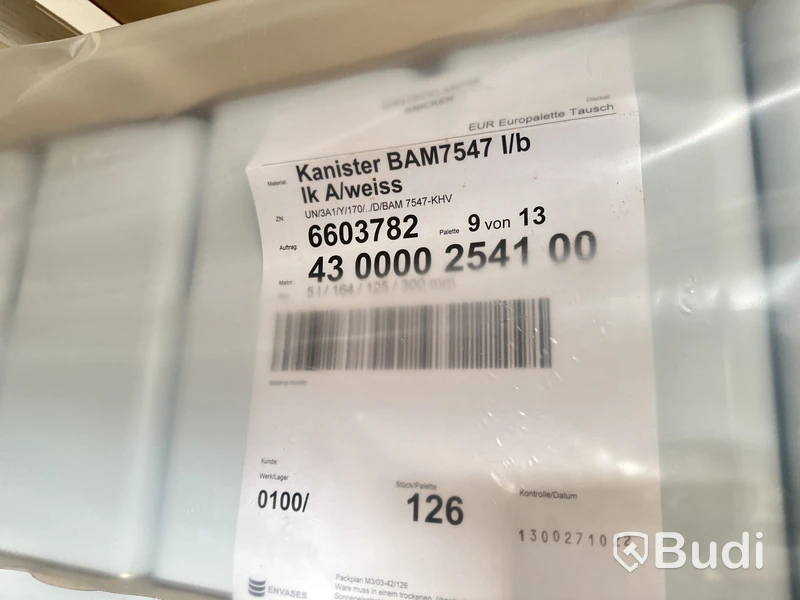 Plåtburkar två pallar (en öppnad) - kanister bam 7547