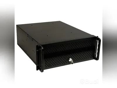 UNYKA ATX RACKMOUNT CASE. Ord. pris inkl. moms: ca 1300 kr.