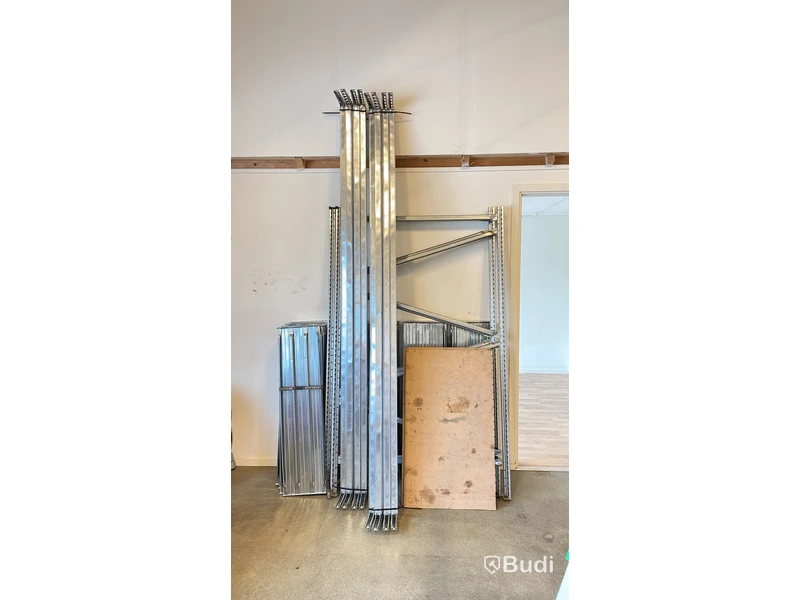 Pallställ, pallstallage — 2 st gavlar, 8 st bommar och hyllplan