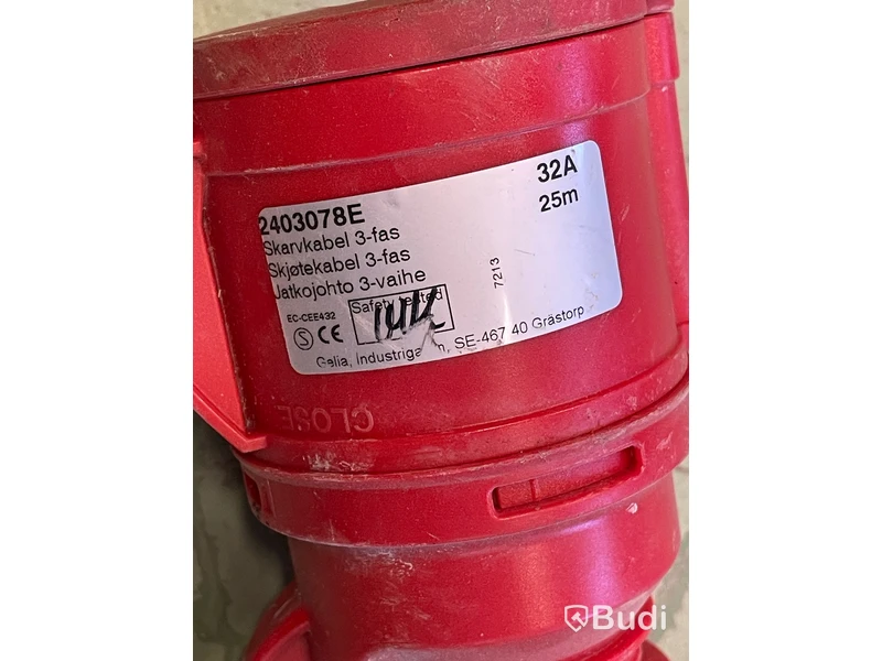 Skarvkabel 32A 25m + byggcentral 32A