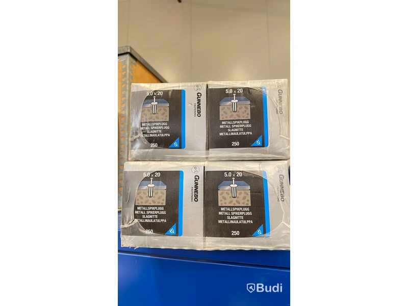 Metallspikplugg