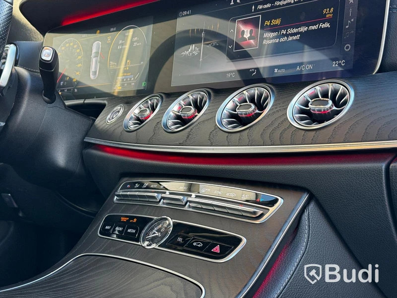 Mercedes-Benz E 220 d Coupé -2019 | AMG | 9G-Tronic | Pano | Widescreen