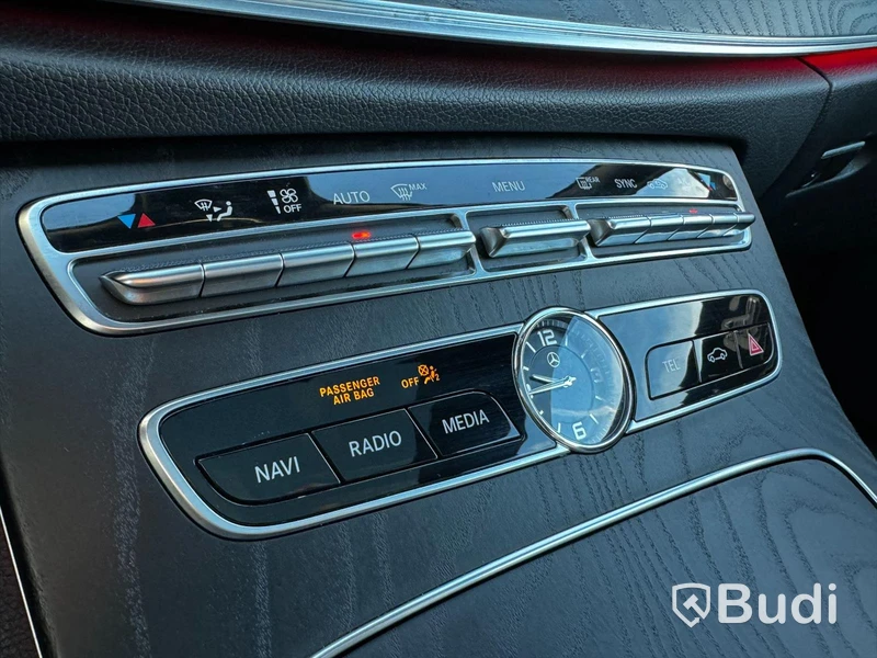 Mercedes-Benz E 220 d Coupé -2019 | AMG | 9G-Tronic | Pano | Widescreen