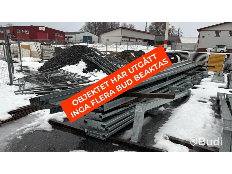 Komplett industrihall med 14 portar - (48,5 x 10 m)