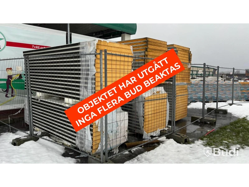 Komplett industrihall med 14 portar - (48,5 x 10 m)