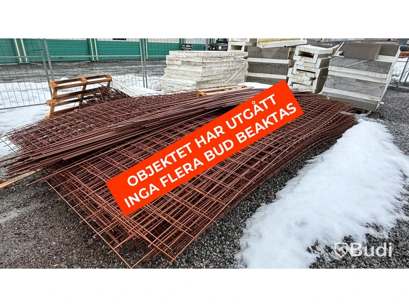 Komplett industrihall med 14 portar - (48,5 x 10 m)