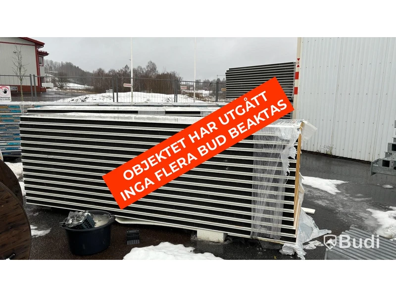 Komplett industrihall med 14 portar - (48,5 x 10 m)