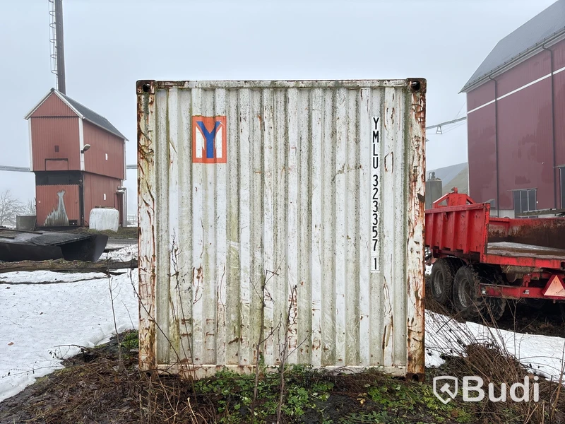 Container 20 fot med innehåll