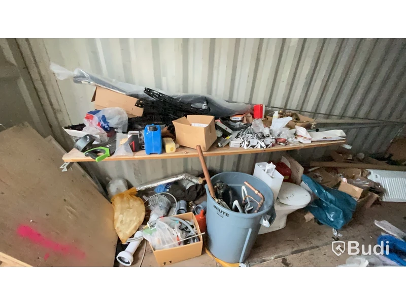 Container 20 fot med innehåll