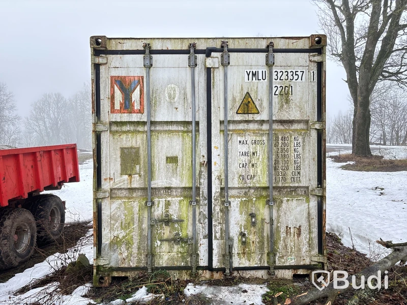 Container 20 fot med innehåll