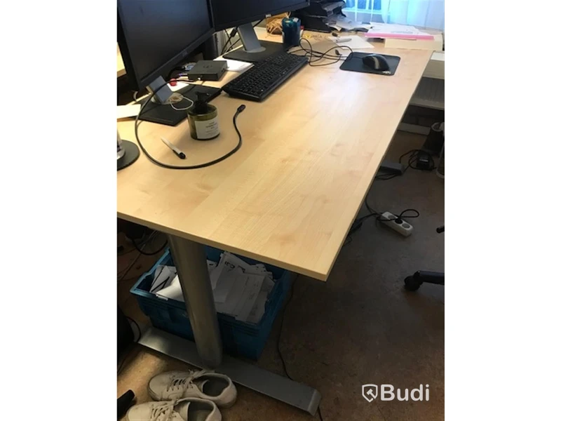 Skrivbord