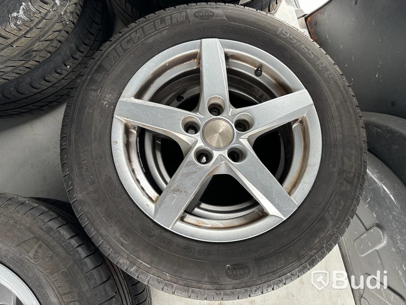 Sommarhjul Michelin 195/65R15 till Renault Kangoo