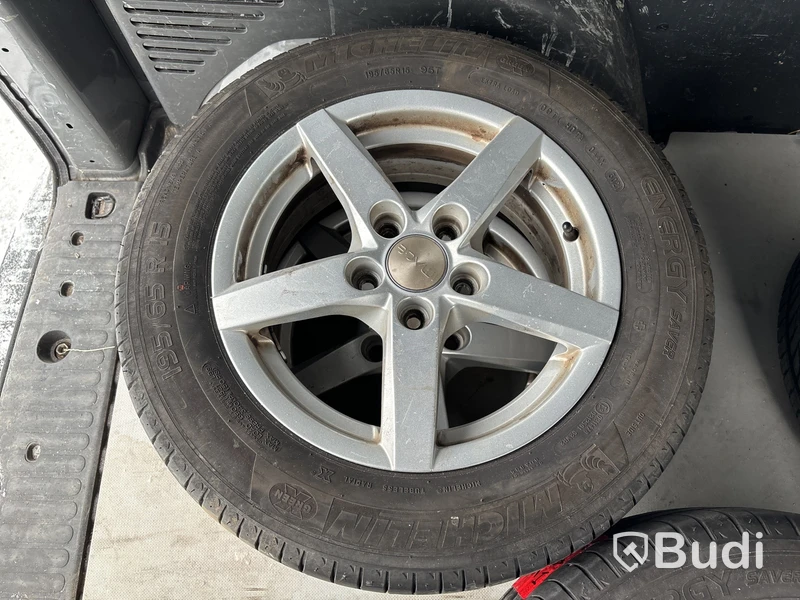 Sommarhjul Michelin 195/65R15 till Renault Kangoo