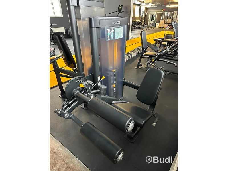 Leg Extension/Leg Curl - Precor Vitality