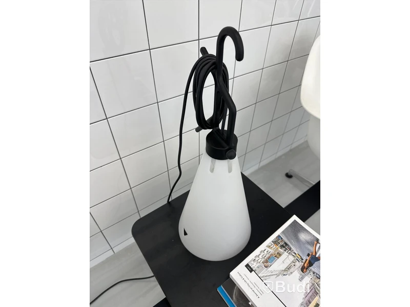 Lampa, Flos