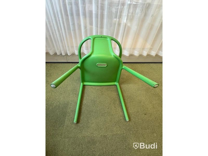 Konferensbord och 7 st designstolar , MAGIS Air-Armchair