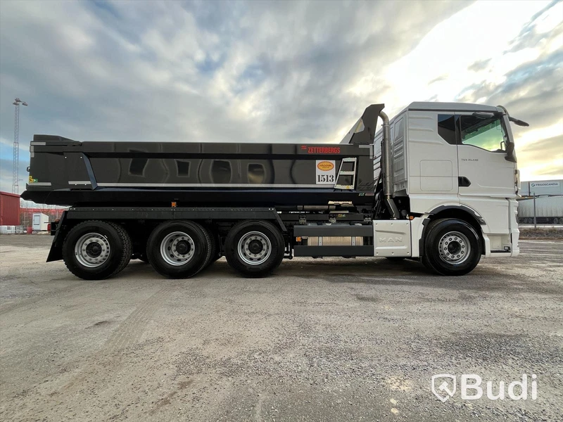 Tippbil schakt MAN TGX 35.510 8X4-4 BL CH -2023 | Zetterbergs