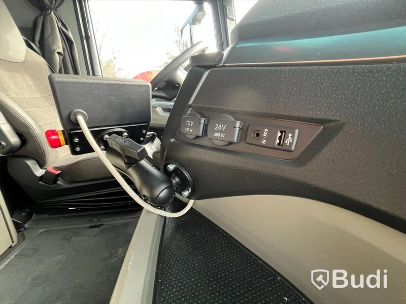 Tippbil schakt MAN TGX 35.510 8X4-4 BL CH -2023 | Zetterbergs