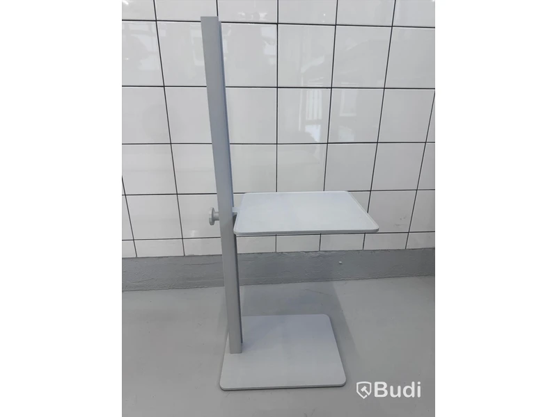 Sidobord, String museum, aluminium och stål