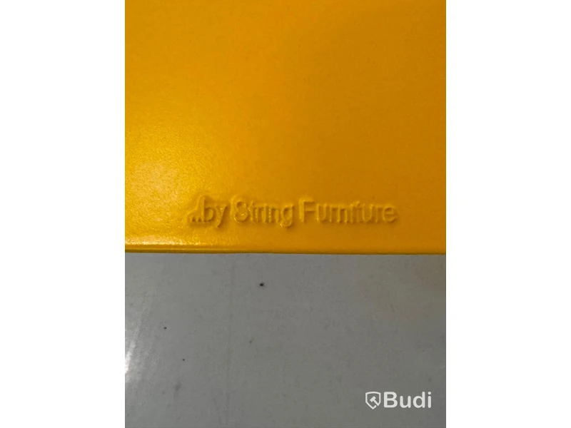 Sidobord, String museum, aluminium och stål